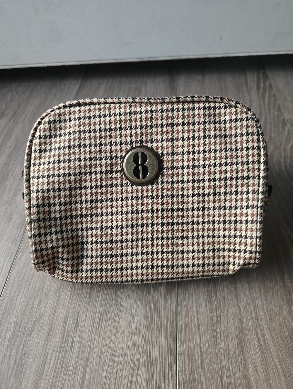 Houndstooth Cosmetic Bag Brown Tan Black Makeup Pouch Brass Emblem Zip Toiletry